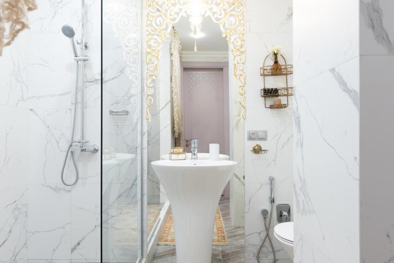 Mr Grey Boutique Hotel Odessa Exterior foto