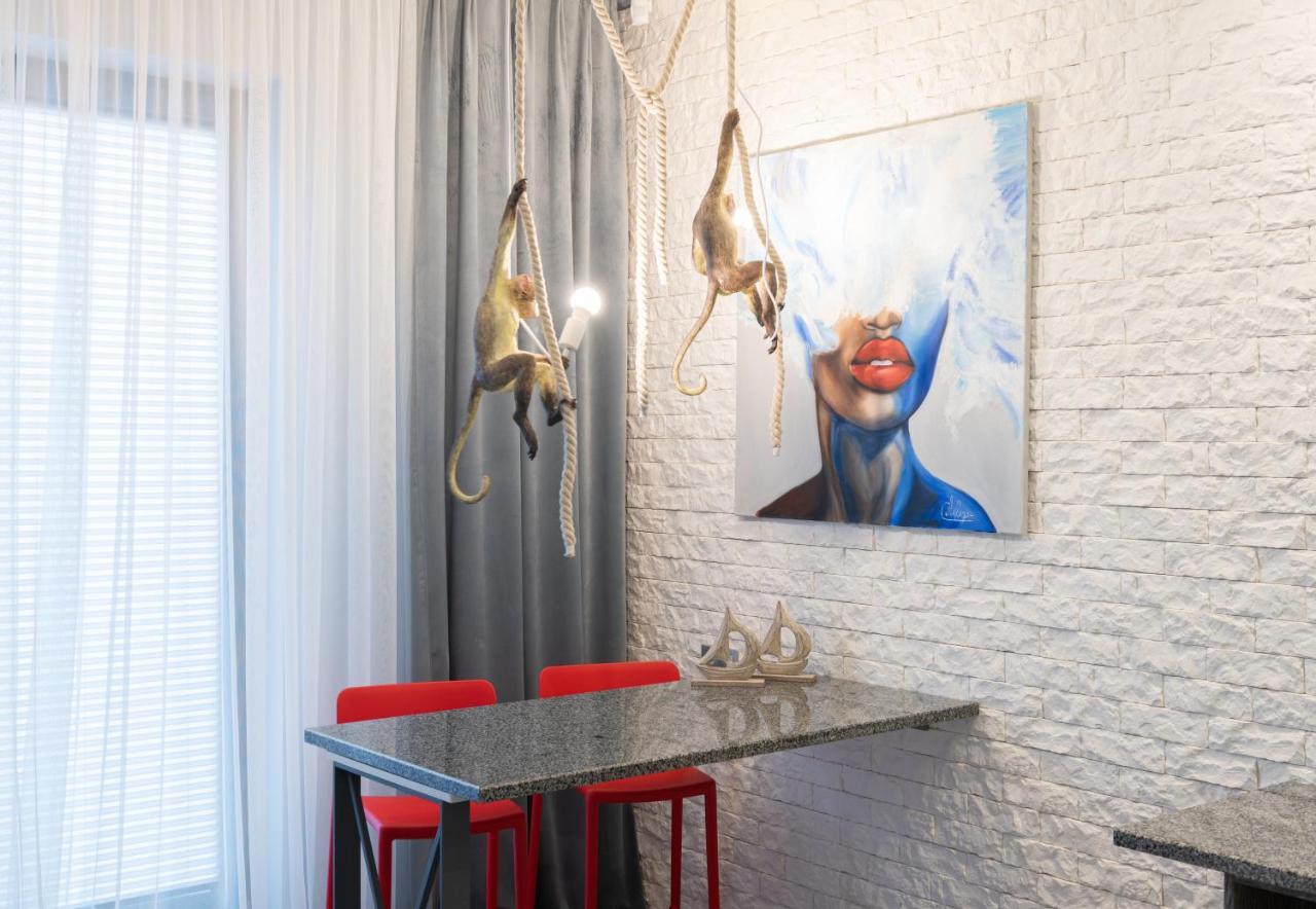 Mr Grey Boutique Hotel Odessa Exterior foto