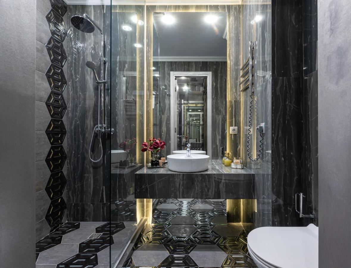 Mr Grey Boutique Hotel Odessa Exterior foto
